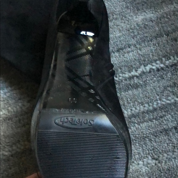 Burberry boots - Picture 3 of 4